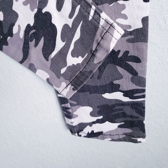 Tripp NYC Black‎ and White Camo Skinny Jeans - Picture 2 of 6